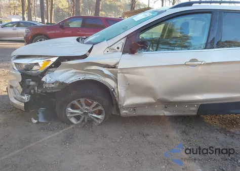 2018 Ford Escape Se z USA, uszkodzony, nr VIN 1FMCU0GD0JUB08005